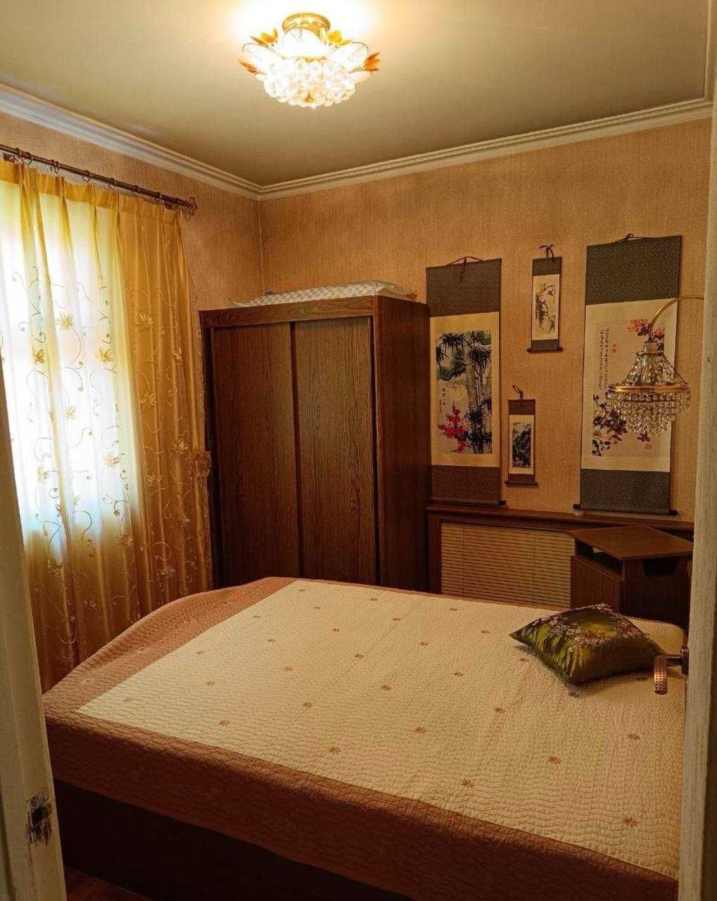Продаются две квартиры в общем коридоре, ориентир  Яккасарайский РОВД