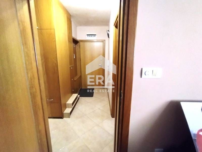 Дава се под наем Тристаен апартамент в Варна, Лятно кино Тракия - 70 кв.м за 650 € - Снимка #10