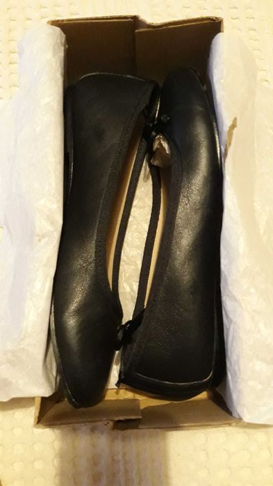 Дамски черни пантофки естествена кожа