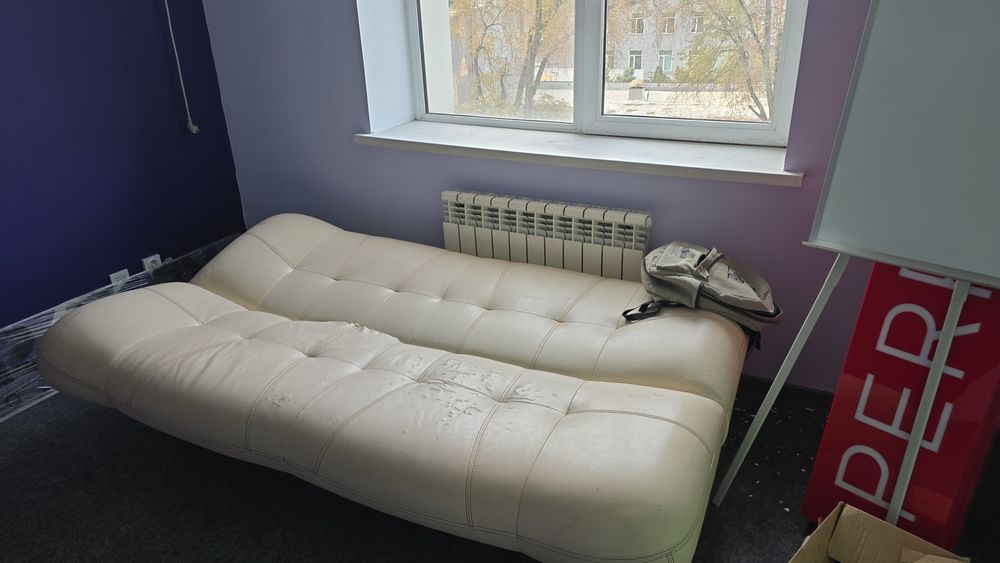 Бесплатно, замовывоз, диван