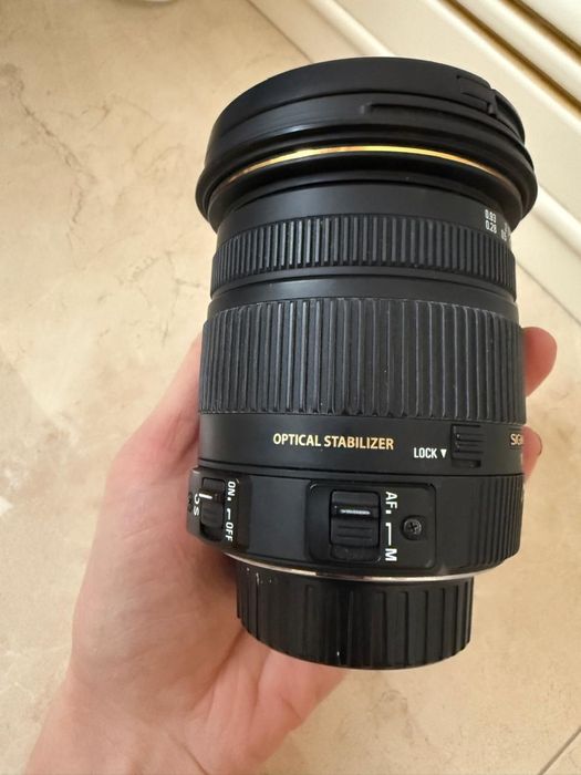 Объектив Sigma 17-50mm f/2.8 для Nikon