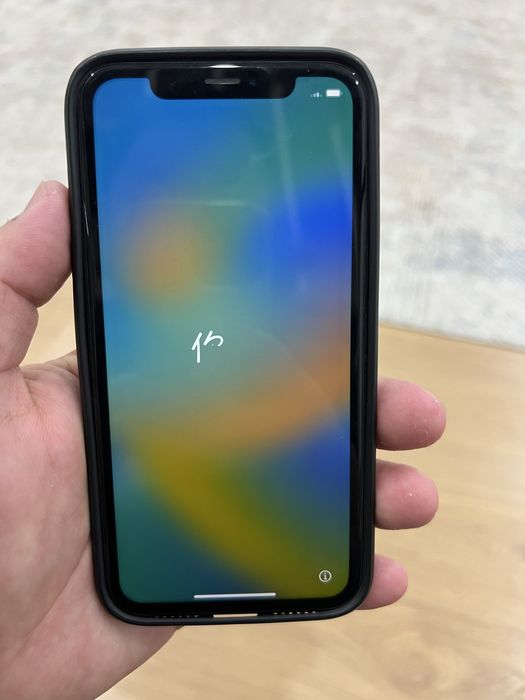 Айфон сатылад xr 64