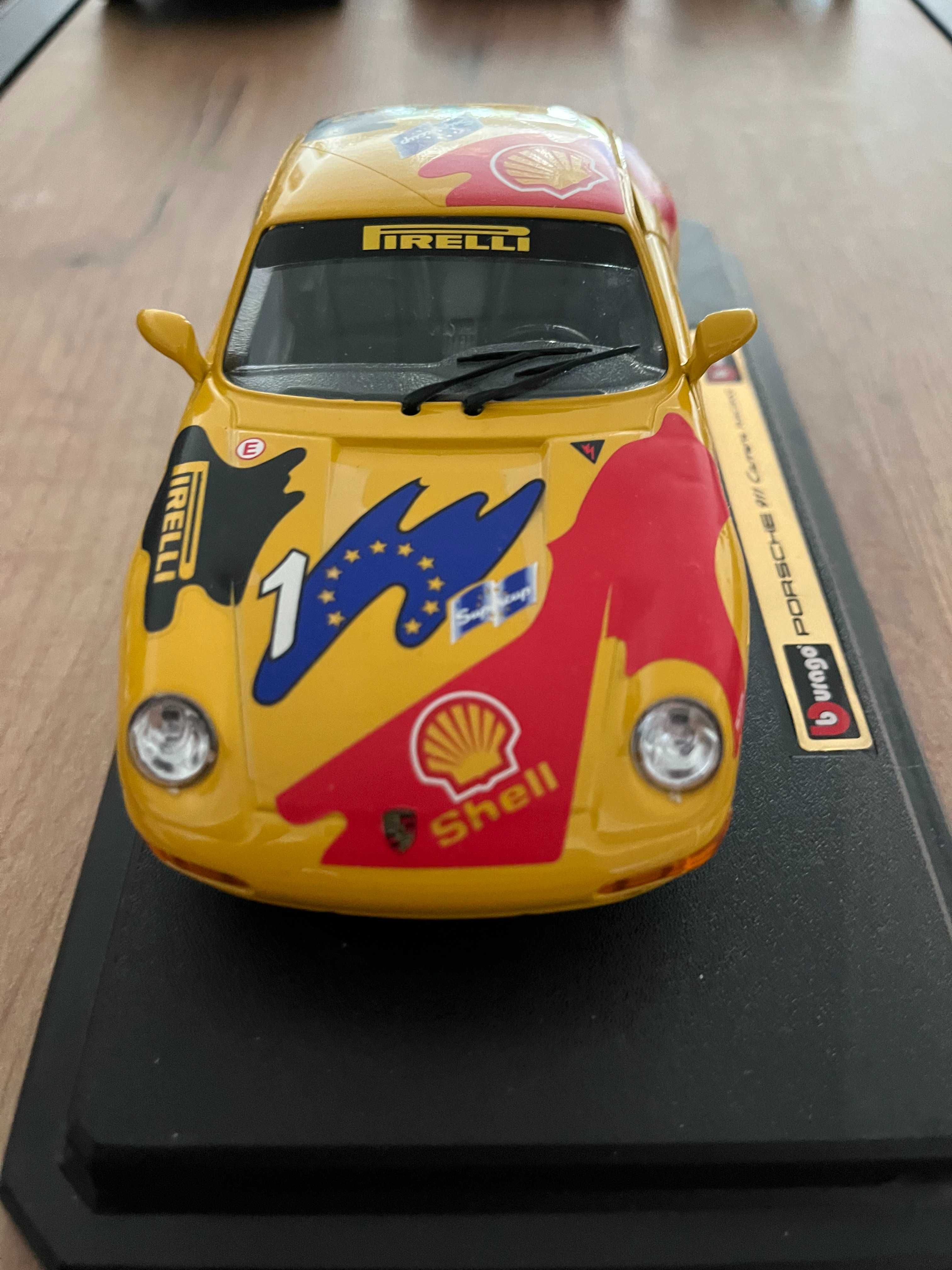 Метална колекционерска количкa BBURAGO  PORSCHE 911 993  мащаб 1:24,