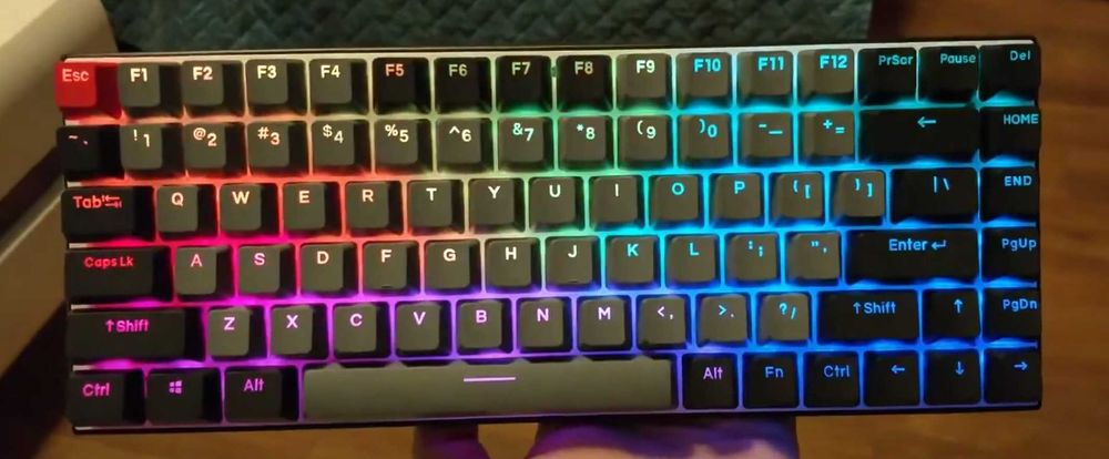 Tastatura Gaming Mecanica Custom Wireless RGB Office | Custom Built