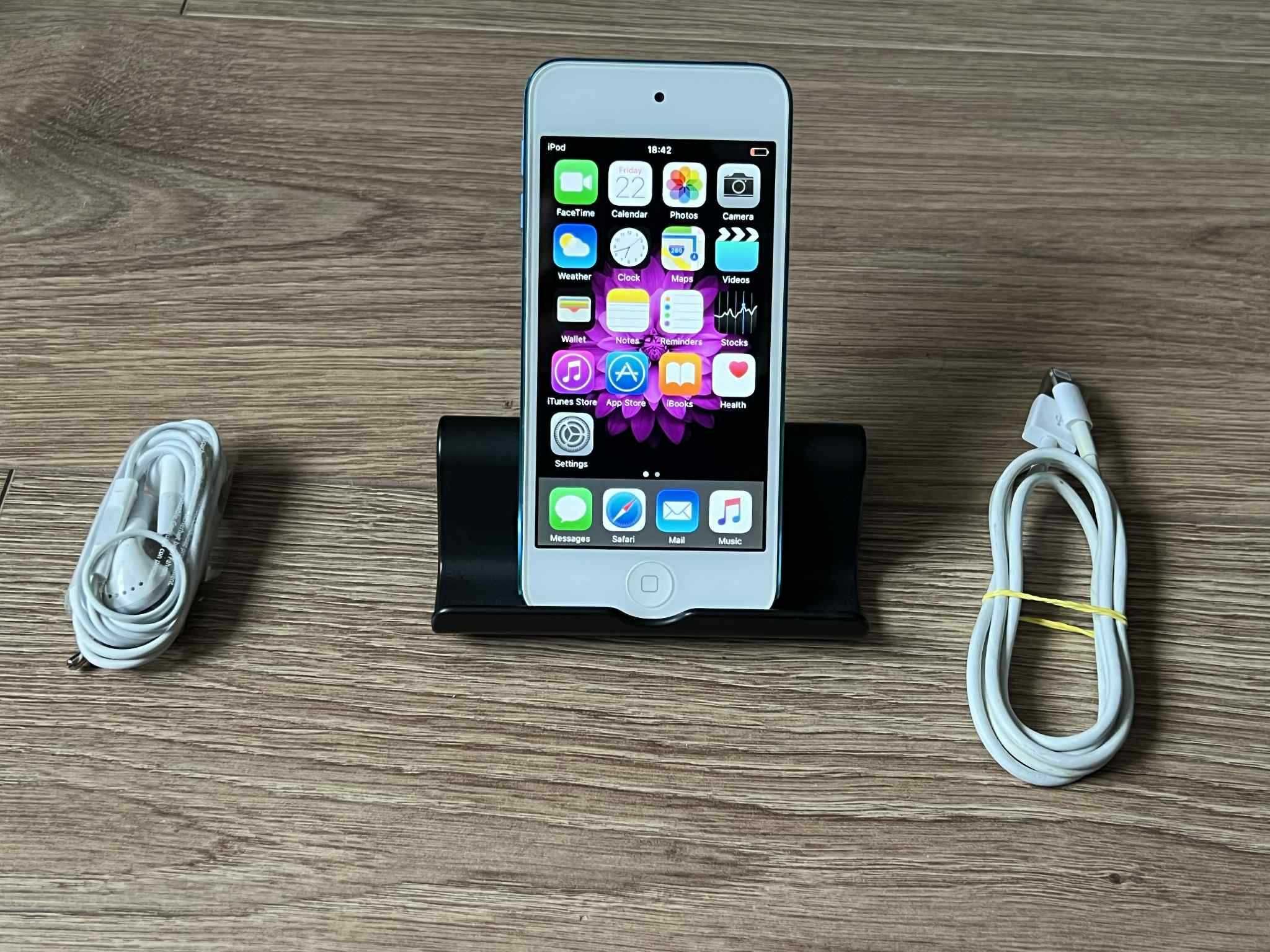Ipod touch 5th gen 16gb Apple wi-fi, camera, bluetooth+accesorii