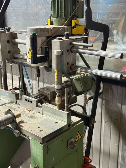 Pantograf pvc si aluminiu