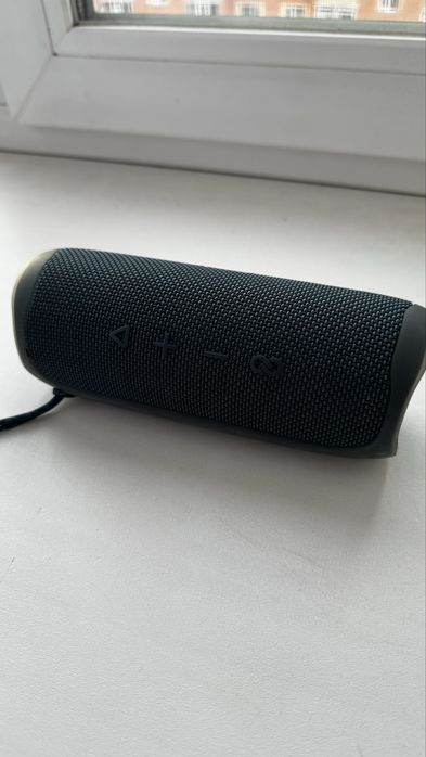 Продам колонку JBL FLIP 5