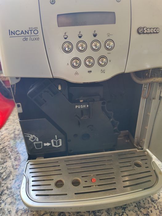 Кафеавтомат Saeco incanto de luxe