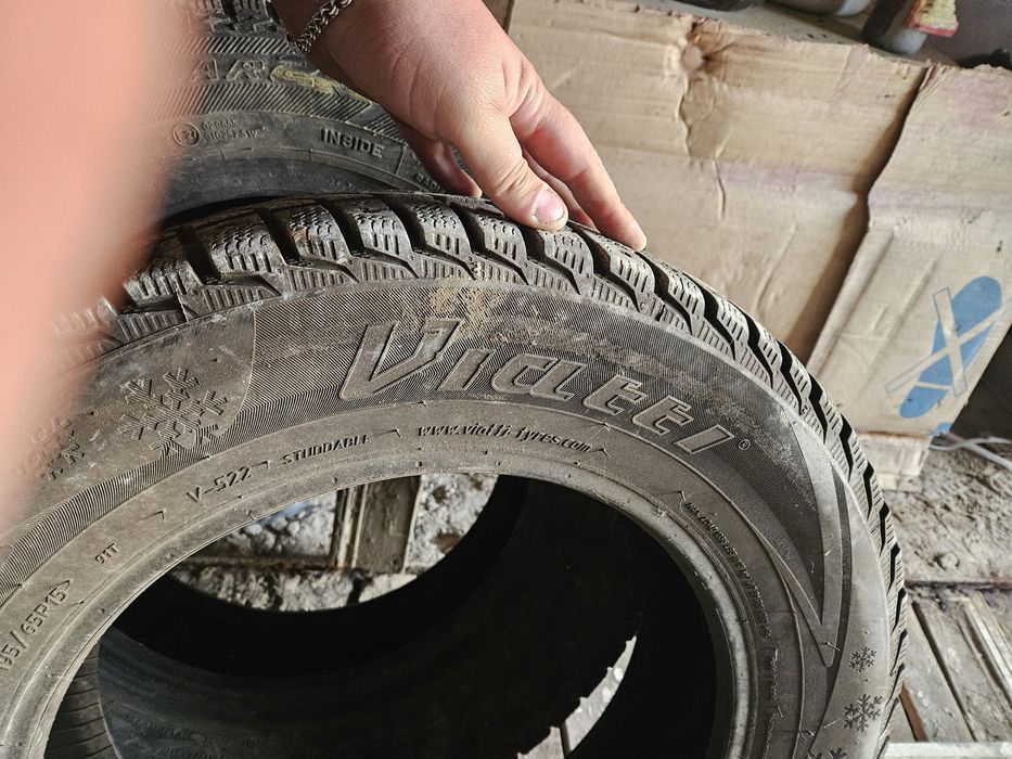 Продам шину viatti