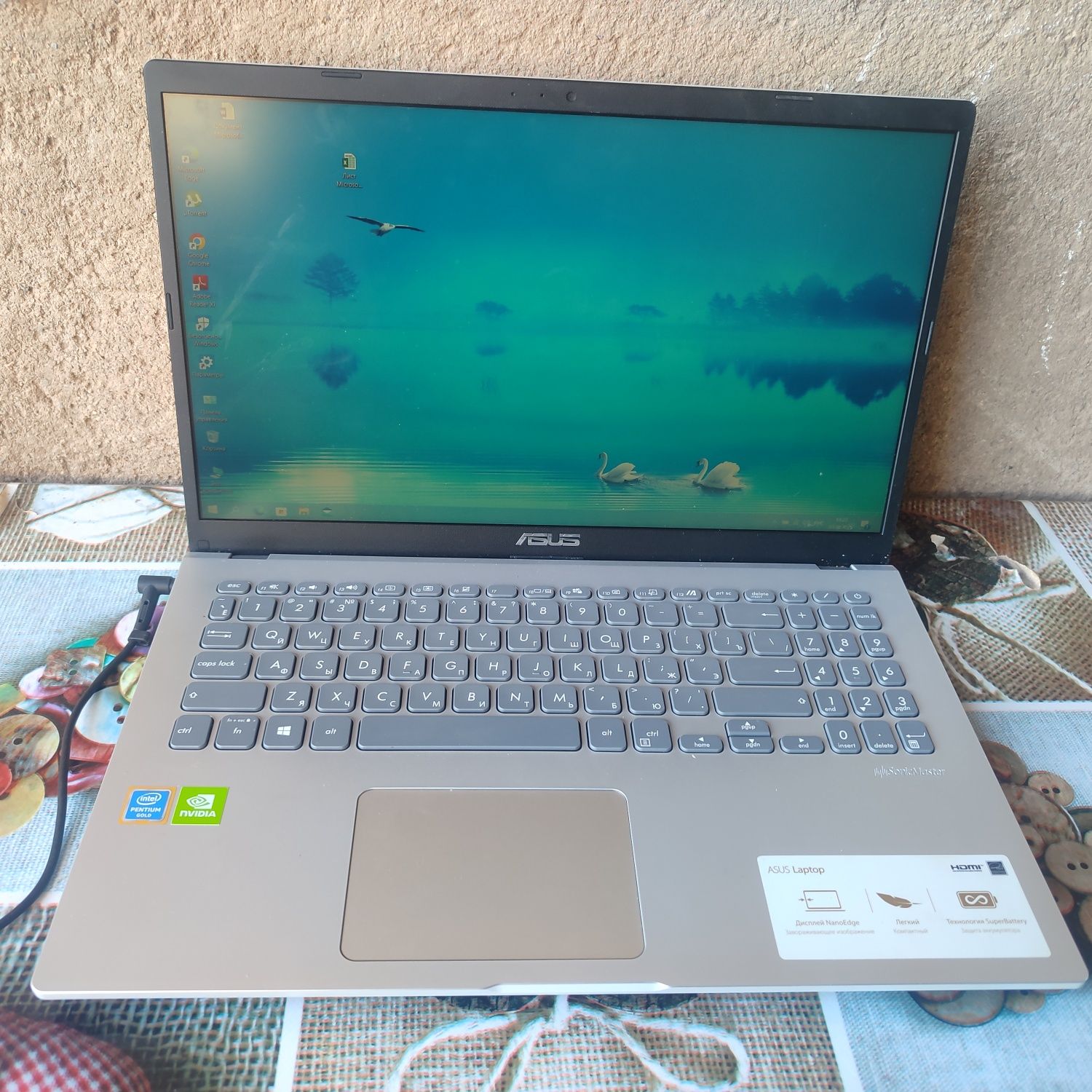 Asus noutbuk sotiladi