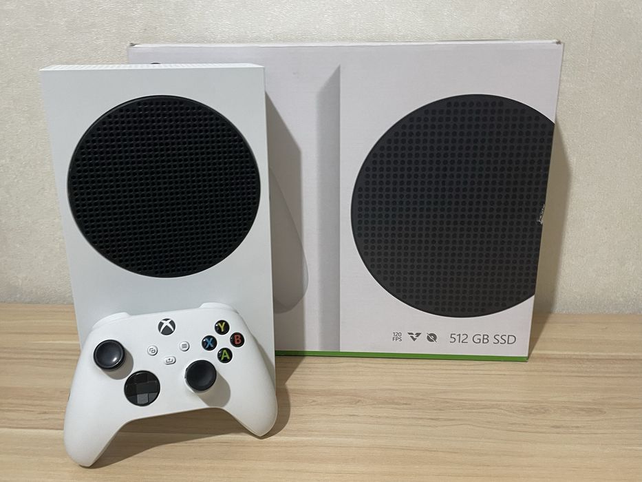 Xbox series s в новом состоянии