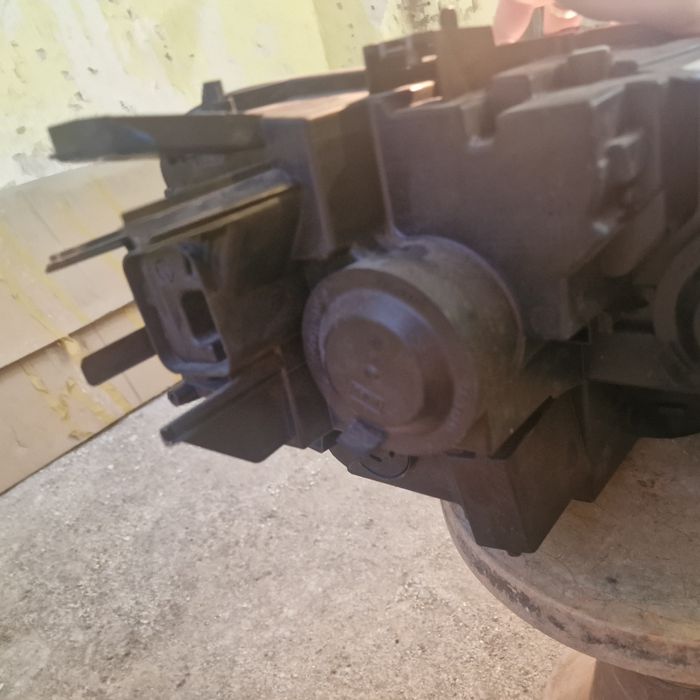 Opel Combo E 2020 ляв фар