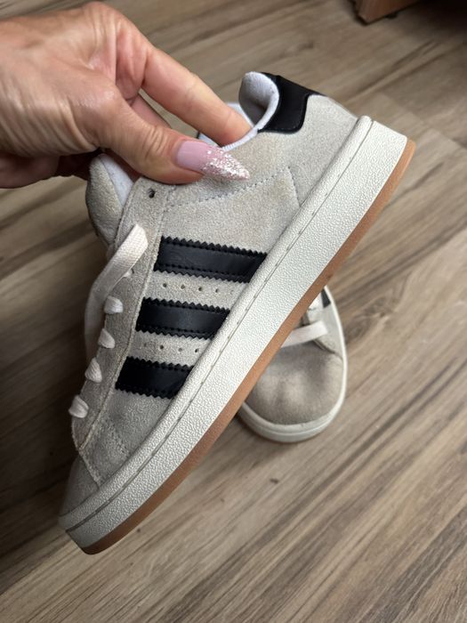 Оригинални класически кецов ADIDAS Campus 2000 ! 38 н