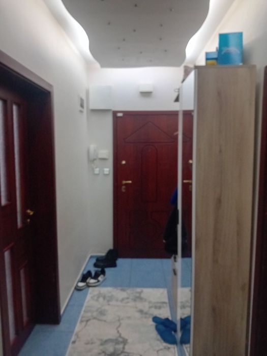 Тристаен - център