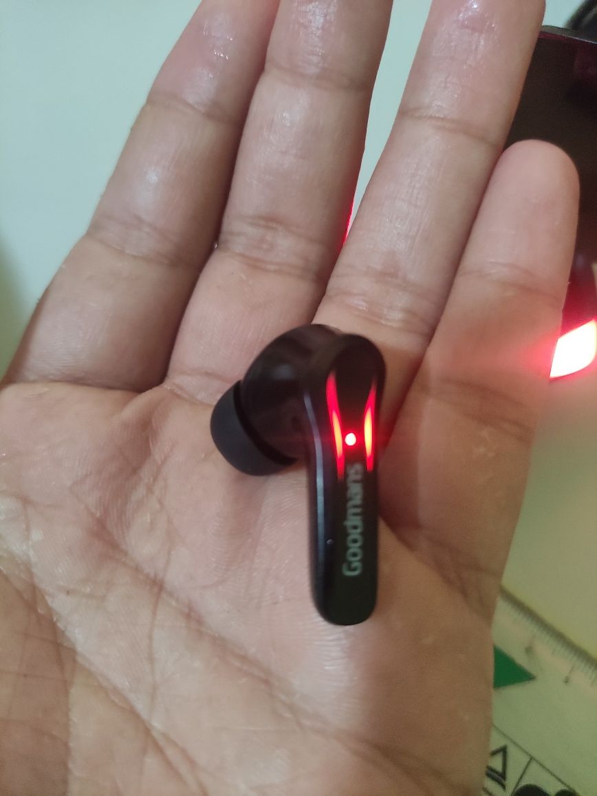 Căști bluetooth stare foarte buna