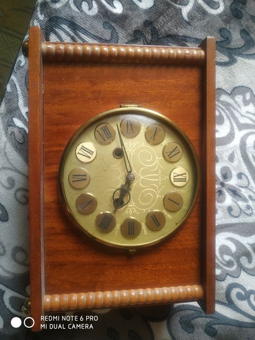 Часы советские 30000