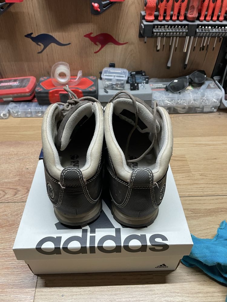 Продавам мъжки обувки Timberland.