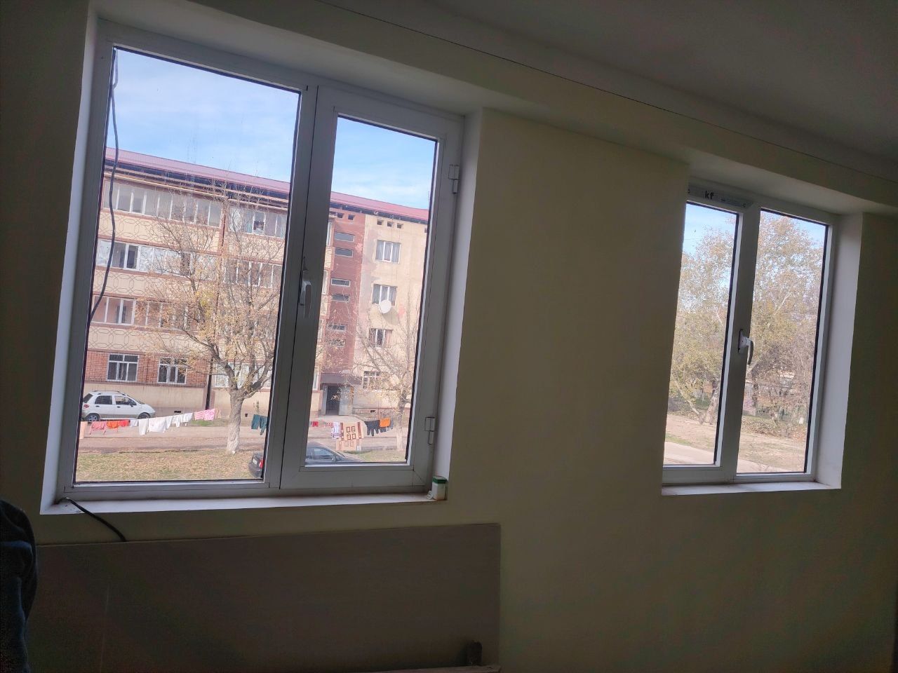 Ohangaron tumani eyvalik 3 xona uy sotiladi