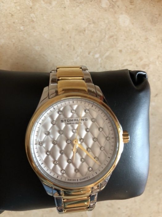 Часовник Stuhrling