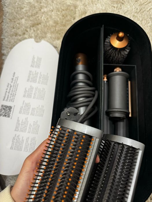 Dyson Airwrap multi styler
