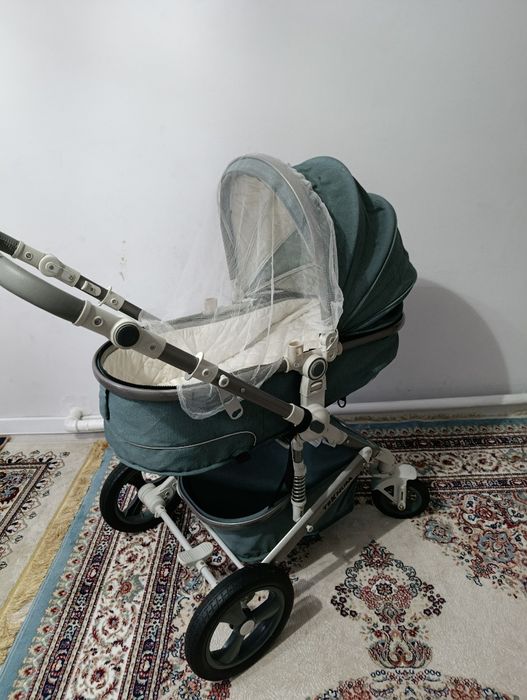 Продаётся коляска в хорошем состоянии