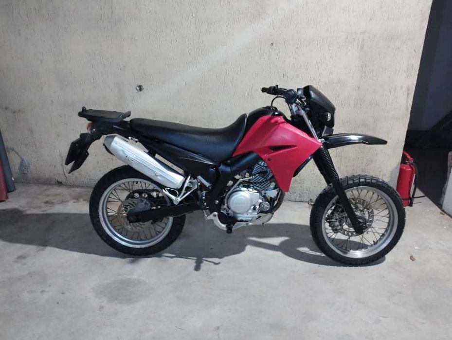 Yamaha XT125 supermoto