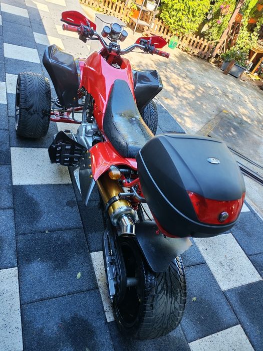 Vând ATV trike de strada