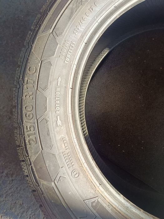 215 60 17c m+s Continental
