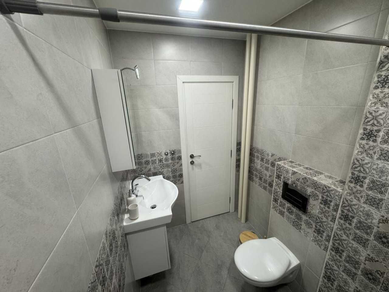 Дава се под наем Двустаен апартамент в Пловдив, Център - 66 кв.м за 425 € - Снимка #5