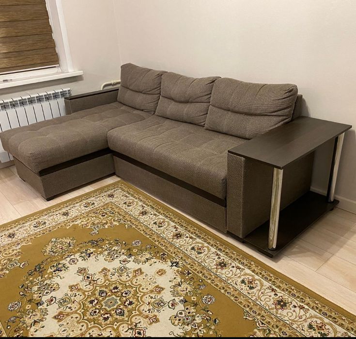 Продам угловой диван