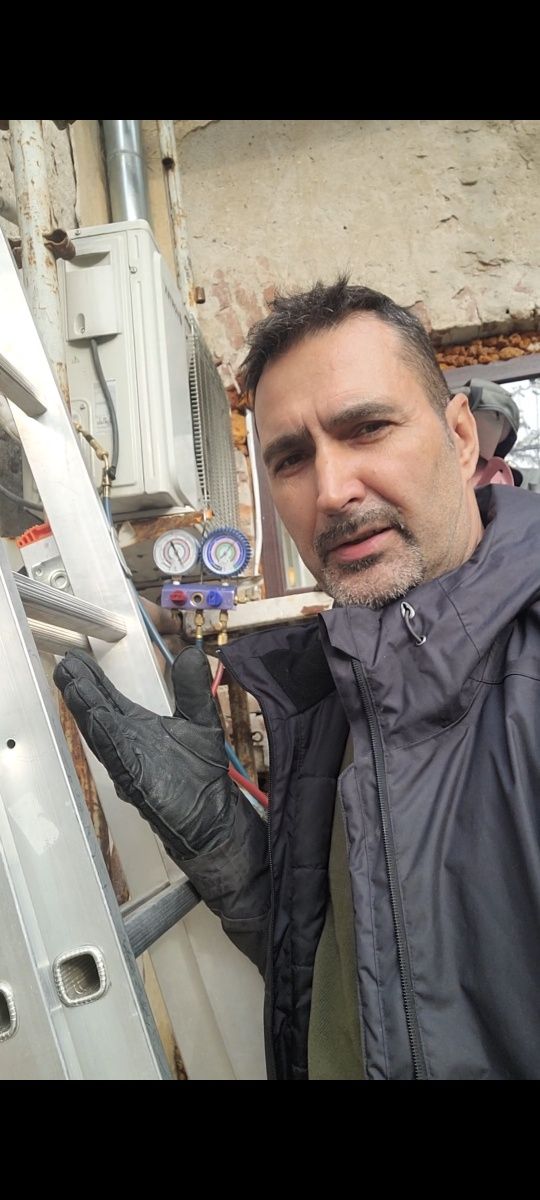 Service Reparatii Aer Conditionat Incarcare Igenizare .