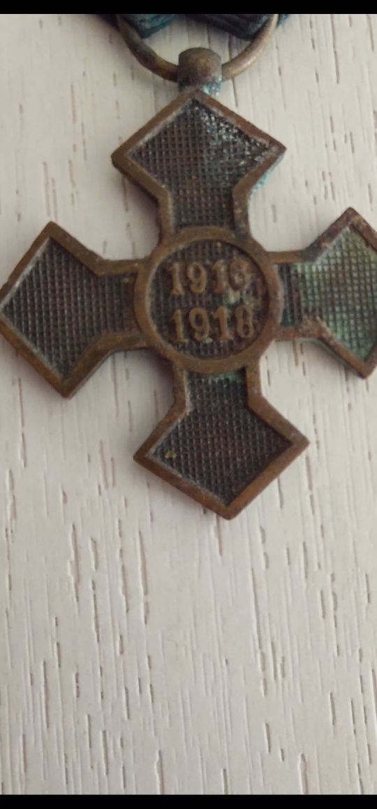 Medalie CERNA Comemorativa de razboi.1916- 1918.