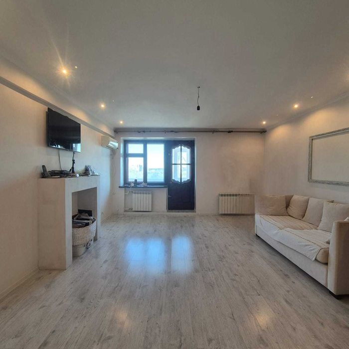 Продам 2х комнатную квартиру