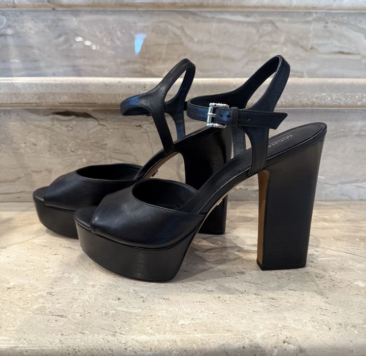 Черни сандали - Michael Kors