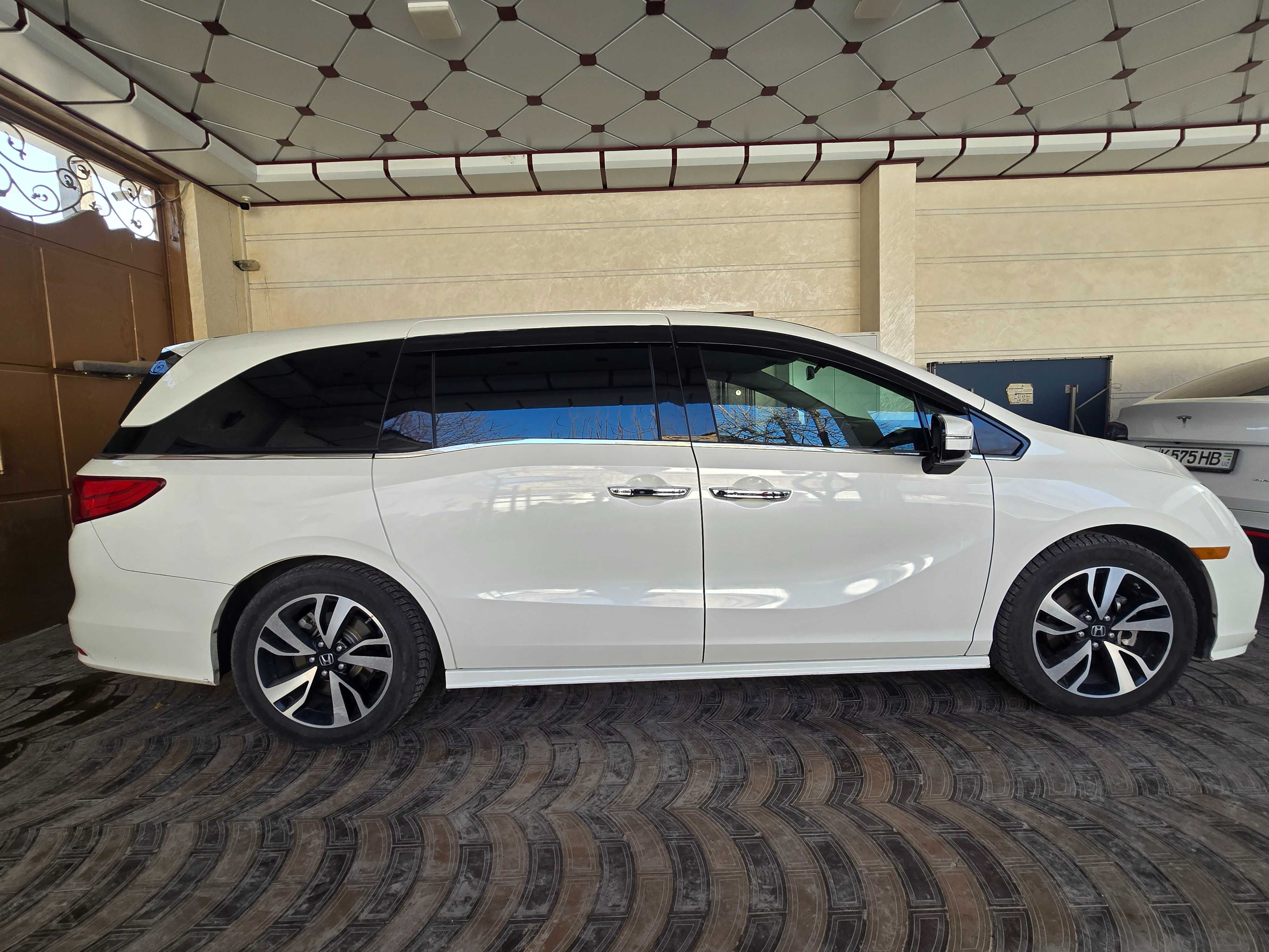 Honda Odyssey Touring 2019