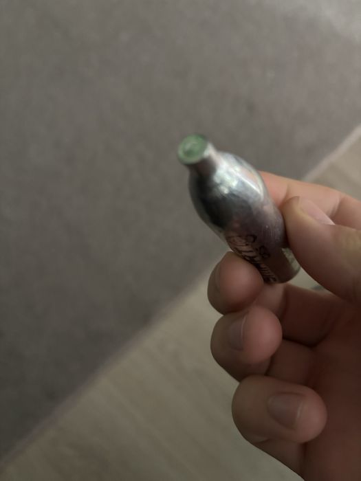 Пистолет с CO2