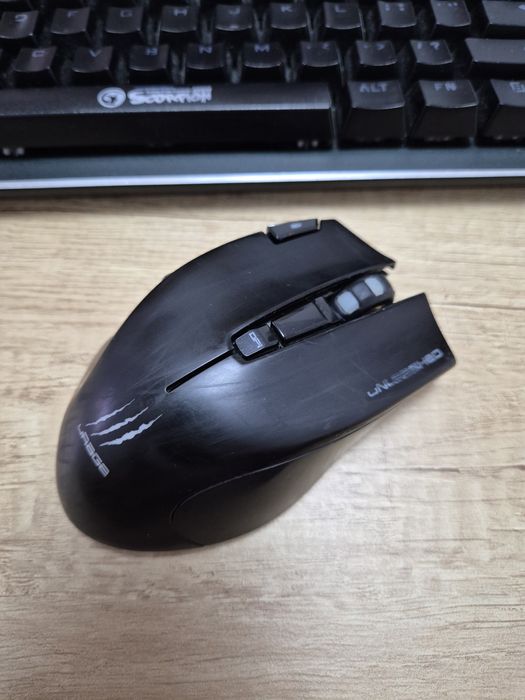 Tastatura mecanica gaming + mouse gaming + cooler cadou