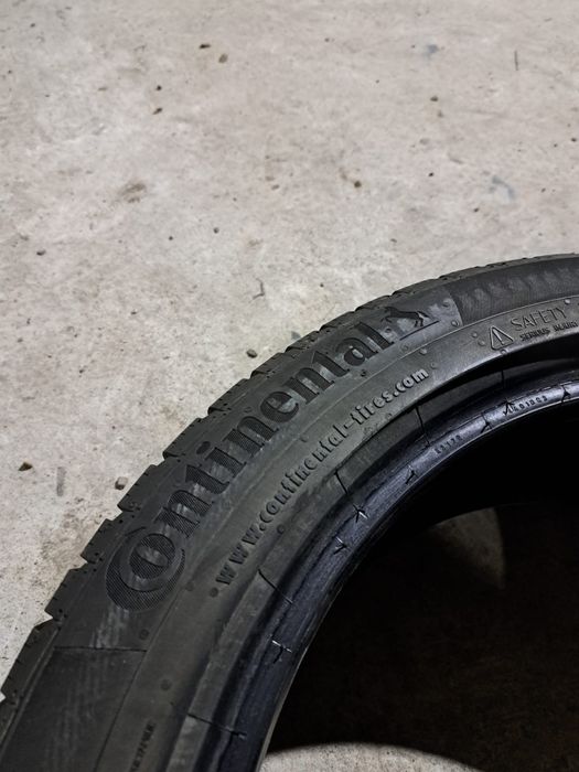 2 anvelope iarnă 205 50 r17 Continental