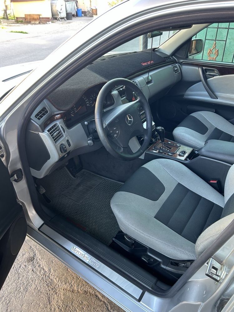 W210. Мерседес   2000 год Автомат коробка бензин компрессор