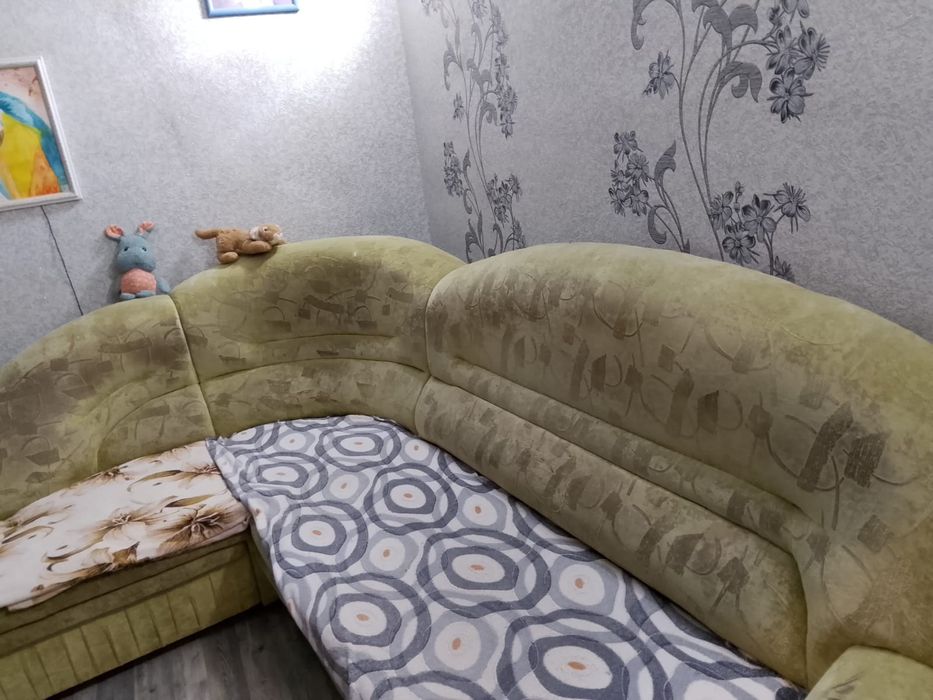 Продам угловой диван за 45000тыщ