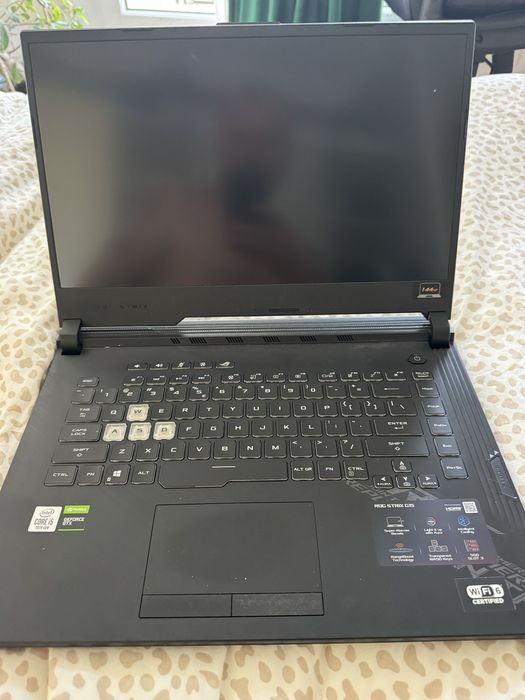 Laptop Gaming ASUS ROG Strix G512LI