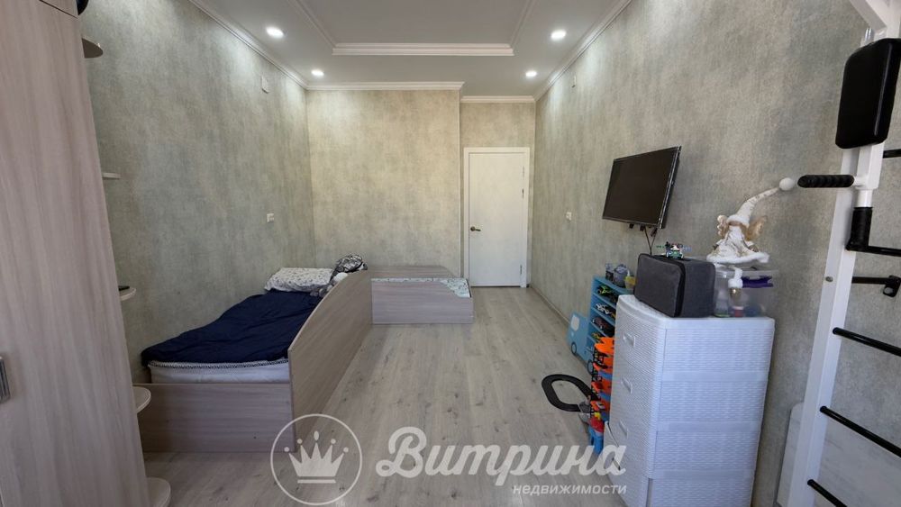 Продаётся 3-комнатная квартира по ул. Паркент