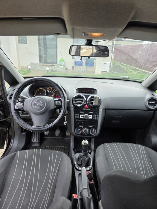 Opel corsa D 1.3 cdti