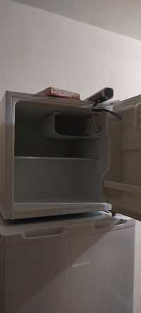 Mini frigider mirya second 370 lei