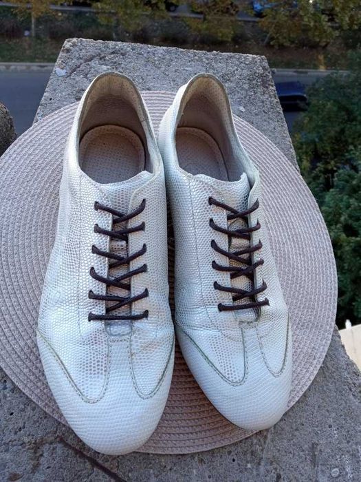 Pantofi sport Puma, mar. 39, UK6 (25 cm) made in Italy.