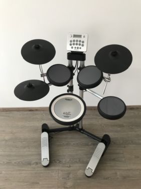 Set tobe ROLAND HD3 + scaun