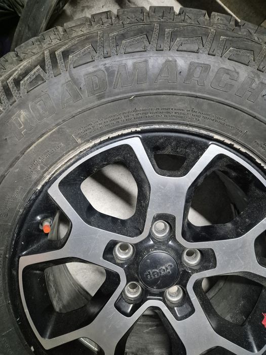 Оригинална джанта 17" 5х127 Jeep Wrangler Rubicon