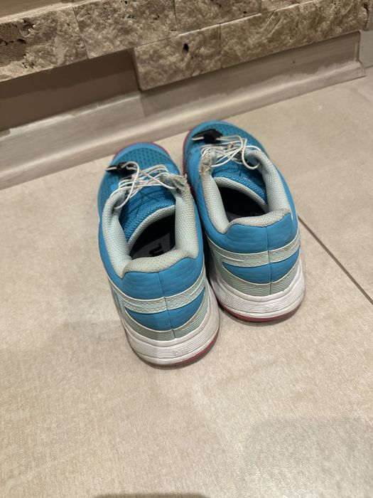 Маратонки за тенис wilson и head