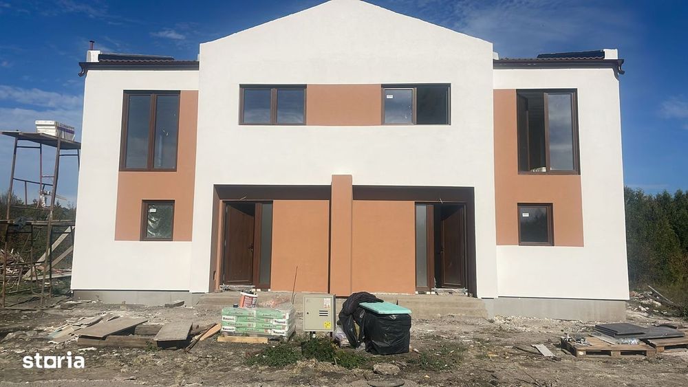 Casa tip duplex, într-o zonă excelentă  ,LIVEZENI