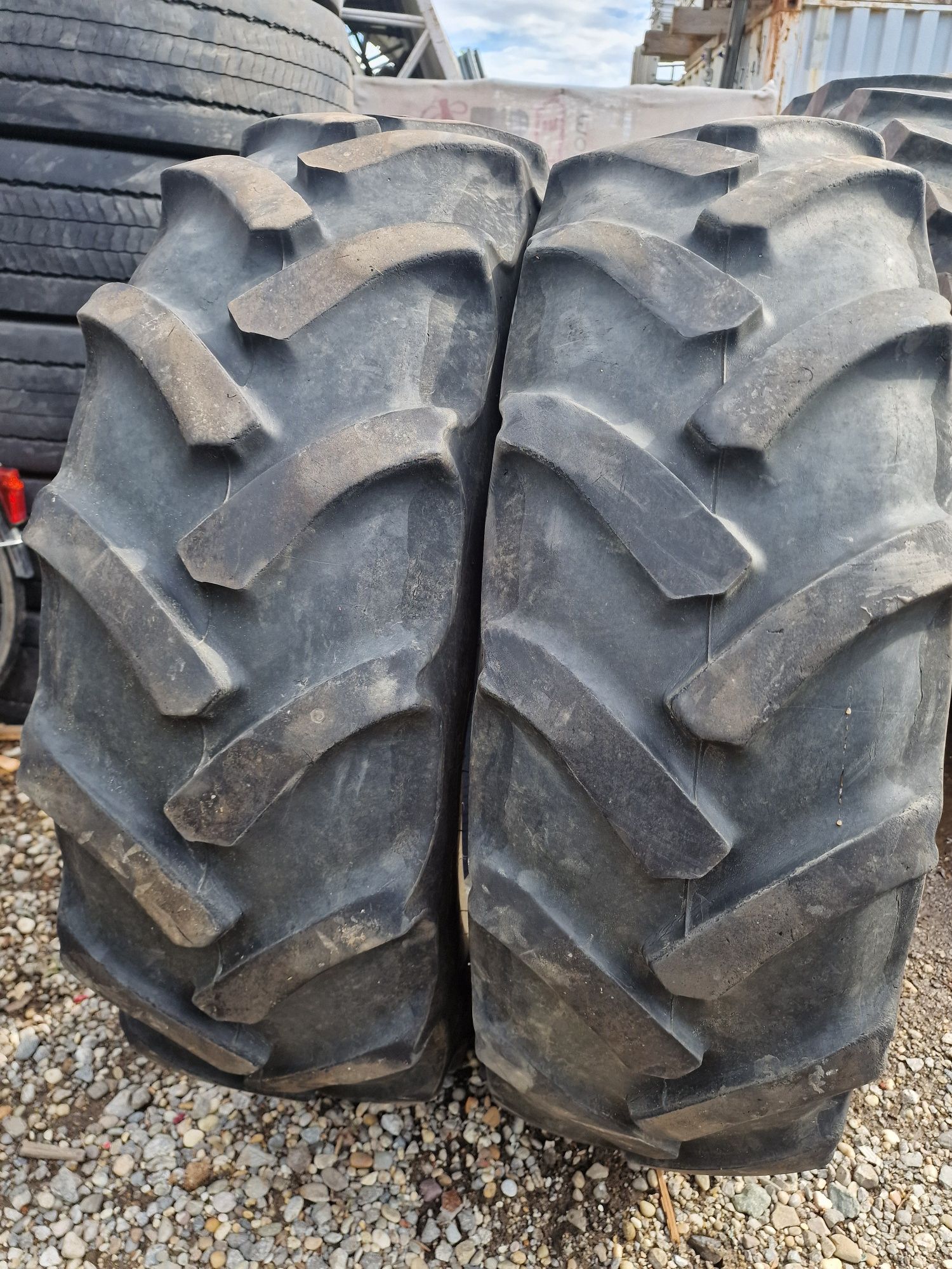 Anvelope tractor 11.2R24 (280/85R24) marca Mitas